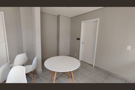 Apartamento à venda com 33m², 2 quartos e sem vaga Apartamento à venda com 33m², 2 quartos e sem vagaSalão de Festas