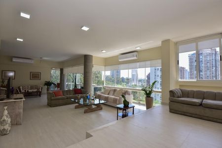 Apartamento à venda com 272m², 4 quartos e 4 vagasSala