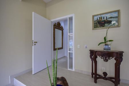 Apartamento à venda com 272m², 4 quartos e 4 vagasEntrada