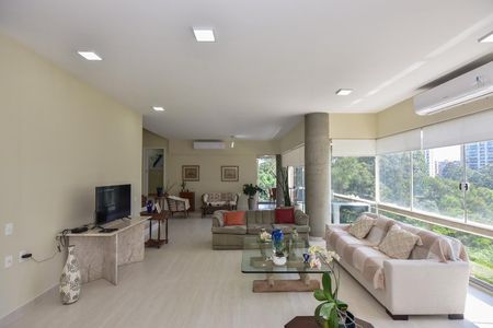 Apartamento à venda com 272m², 4 quartos e 4 vagasSala