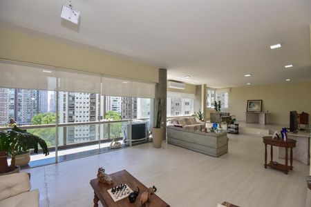 Sala de apartamento à venda com 4 quartos, 272m² em Morumbi, São Paulo