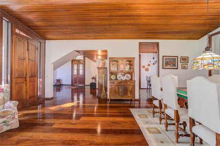 Casa de Condomínio à venda com 4 quartos, 500m² em Santo Amaro, São Paulo