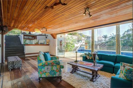 Casa de Condomínio à venda com 4 quartos, 500m² em Santo Amaro, São Paulo