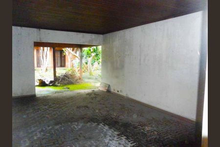 Casa à venda com 3 quartos, 321m² em Jardim Petropolis, São Paulo