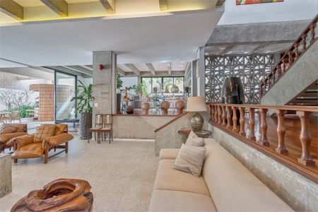 Casa à venda com 4 quartos, 770m² em Santo Amaro, São Paulo