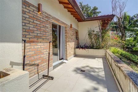 Casa à venda com 421m², 4 quartos e 4 vagas