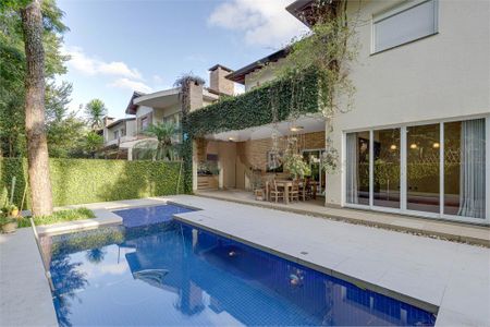 Casa à venda com 421m², 4 quartos e 4 vagas