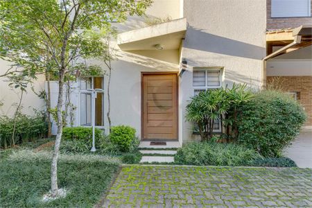 Casa à venda com 421m², 4 quartos e 4 vagas