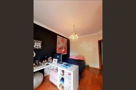 Casa à venda com 3 quartos, 251m² em Jardim do Mar, São Bernardo do Campo