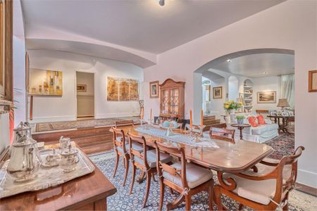 Casa à venda com 5 quartos, 800m² em Campo Belo, São Paulo