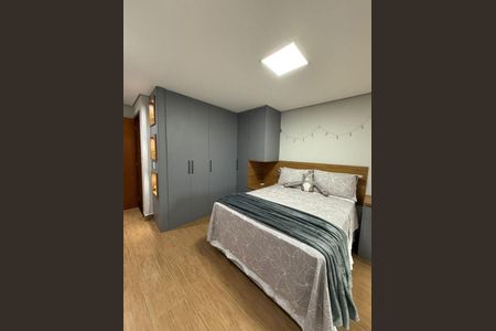 Casa à venda com 3 quartos, 190m² em Vila Carrão, São Paulo