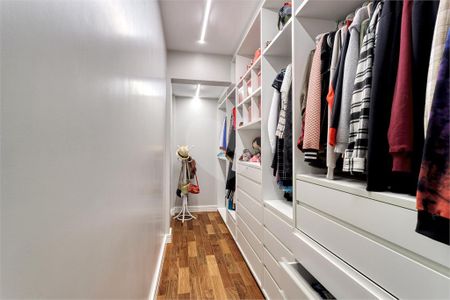 Casa à venda com 4 quartos, 407m² em Santo Amaro, São Paulo