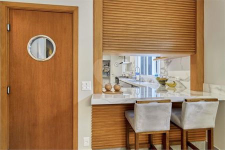 Casa à venda com 4 quartos, 407m² em Santo Amaro, São Paulo