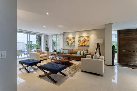 Casa à venda com 4 quartos, 407m² em Santo Amaro, São Paulo