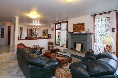 Casa à venda com 4 quartos, 578m² em Chácara Monte Alegre, São Paulo