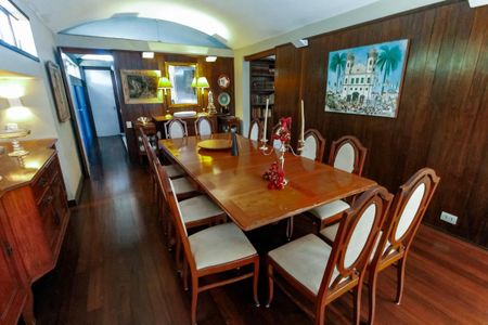 Casa à venda com 509m², 5 quartos e 6 vagasSala 3