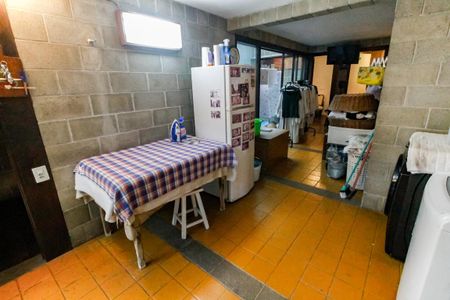 Casa à venda com 509m², 5 quartos e 6 vagasÁrea de Serviço