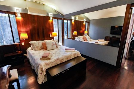 Casa à venda com 509m², 5 quartos e 6 vagasQuarto 1