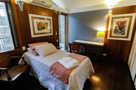 Casa à venda com 509m², 5 quartos e 6 vagasQuarto 2