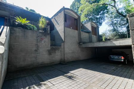 Casa à venda com 509m², 5 quartos e 6 vagasGaragem