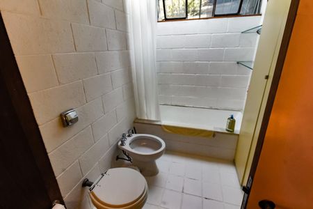 Casa à venda com 509m², 5 quartos e 6 vagasBanheiro da Suíte 3