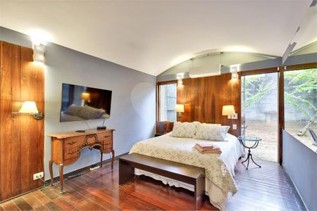 Casa à venda com 5 quartos, 509m² em Jardim Leonor, São Paulo