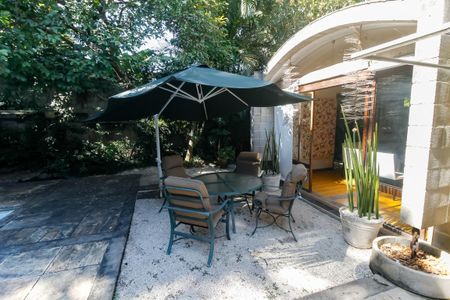 Casa à venda com 509m², 5 quartos e 6 vagasÁrea Lazer