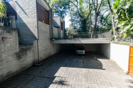 Casa à venda com 509m², 5 quartos e 6 vagasGaragem