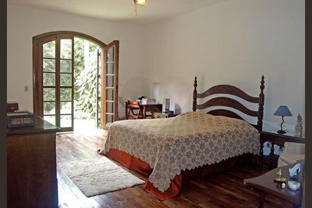 Casa à venda com 5 quartos, 873m² em Jardim Cordeiro, São Paulo