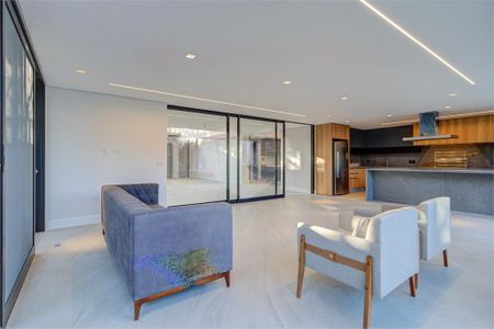 Casa à venda com 3 quartos, 423m² em Granja Julieta, São Paulo