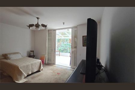 Casa à venda com 682m², 4 quartos e 4 vagas