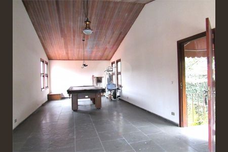 Casa à venda com 598m², 3 quartos e 6 vagas