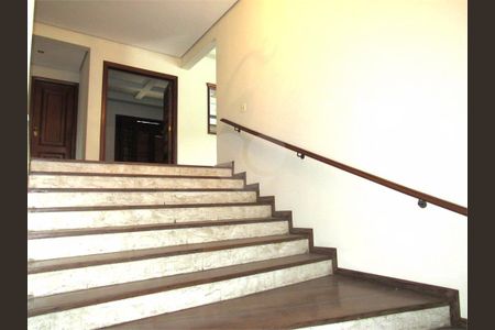 Casa à venda com 598m², 3 quartos e 6 vagas