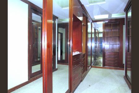 Casa à venda com 598m², 3 quartos e 6 vagas