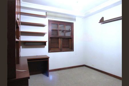 Casa à venda com 598m², 3 quartos e 6 vagas