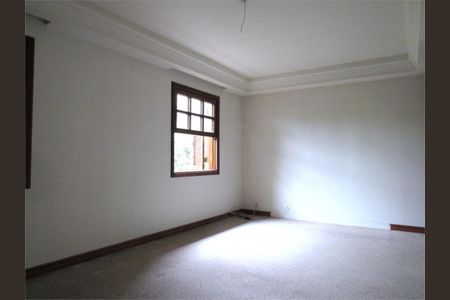 Casa à venda com 598m², 3 quartos e 6 vagas