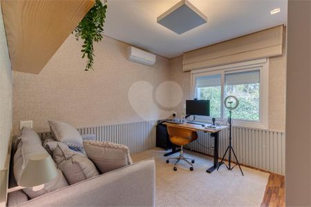 Casa à venda com 3 quartos, 396m² em Jardim dos Estados, São Paulo