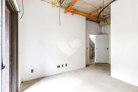 Casa à venda com 4 quartos, 543m² em Santo Amaro, São Paulo