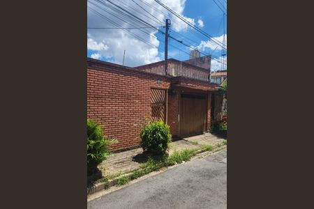 Casa à venda com 140m², 2 quartos e 3 vagas