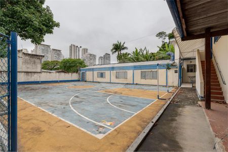 Casa à venda com 620m², 3 quartos e 5 vagas