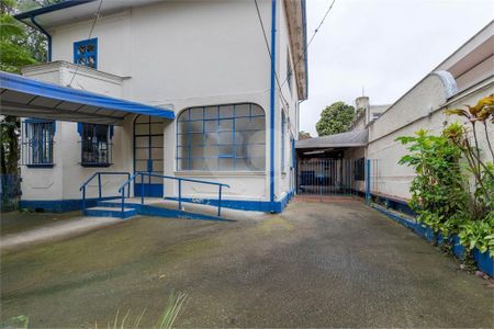 Casa à venda com 620m², 3 quartos e 5 vagas