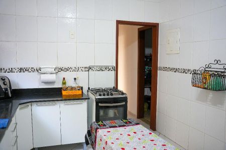 Casa à venda com 1 quarto, 150m² em Itaipu, Niterói