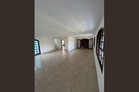 Casa à venda com 3 quartos, 170m² em Vila Progresso, Niterói