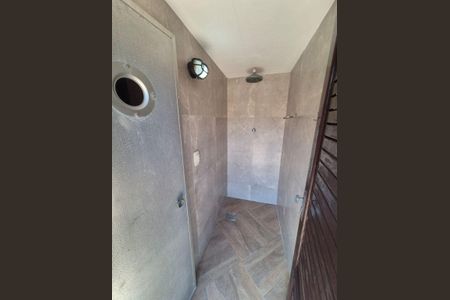 Casa à venda com 3 quartos, 326m² em Matapaca, Niterói