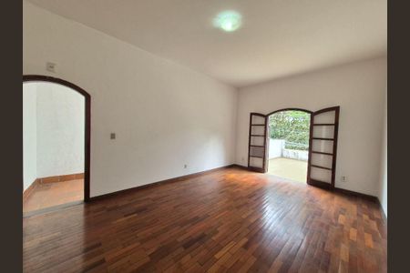 Casa à venda com 3 quartos, 204m² em Jardim Esmeralda, São Paulo