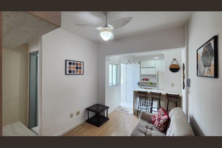 Sala de apartamento para alugar com 1 quarto, 45m² em José Menino, Santos