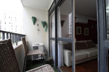 Varanda de apartamento para alugar com 2 quartos, 99m² em Vila Uberabinha, São Paulo