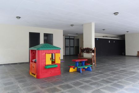 Apartamento para alugar com 99m², 2 quartos e 1 vagaÁrea Somum - Brinquedoteca