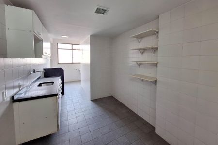 Apartamento à venda com 117m², 2 quartos e 1 vaga Apartamento à venda com 117m², 2 quartos e 1 vagaCozinha