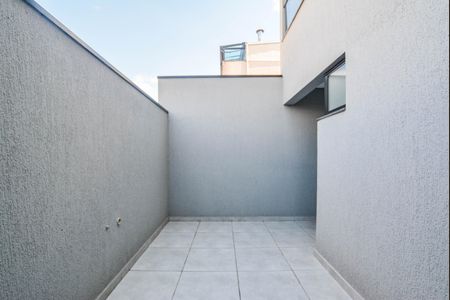 Apartamento para alugar com 56m², 2 quartos e 1 vagaQuintal